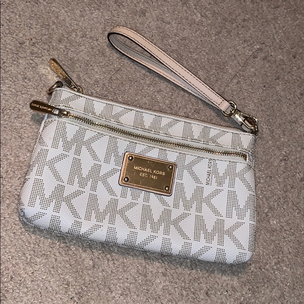 Michael Kors clutch/wallet